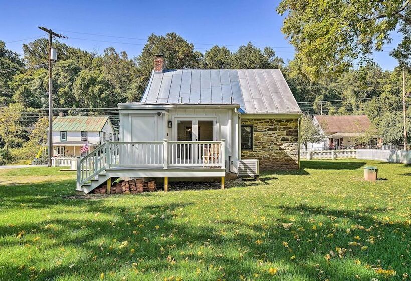 Historical Thurmont Escape W/ Furnished Deck!