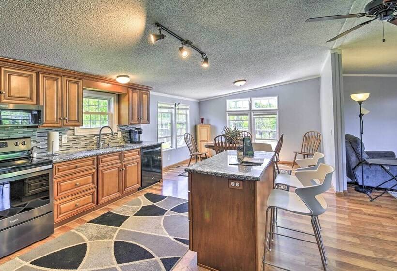 Hiwassee Home W/ Mtn + Sunset Views   Dog Ok!