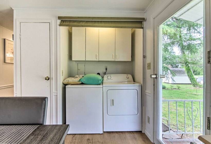 Home On Chesapeake Bay: Large Yard, Fire Pit