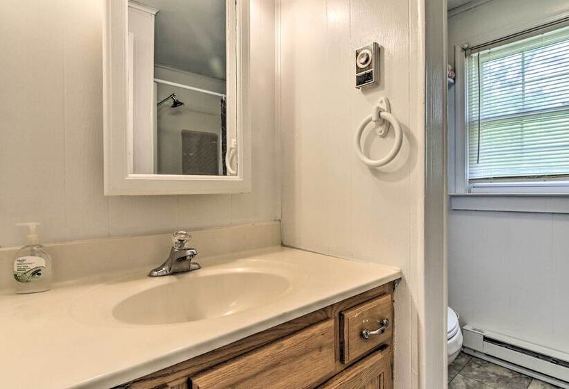 Home On Chesapeake Bay: Large Yard, Fire Pit