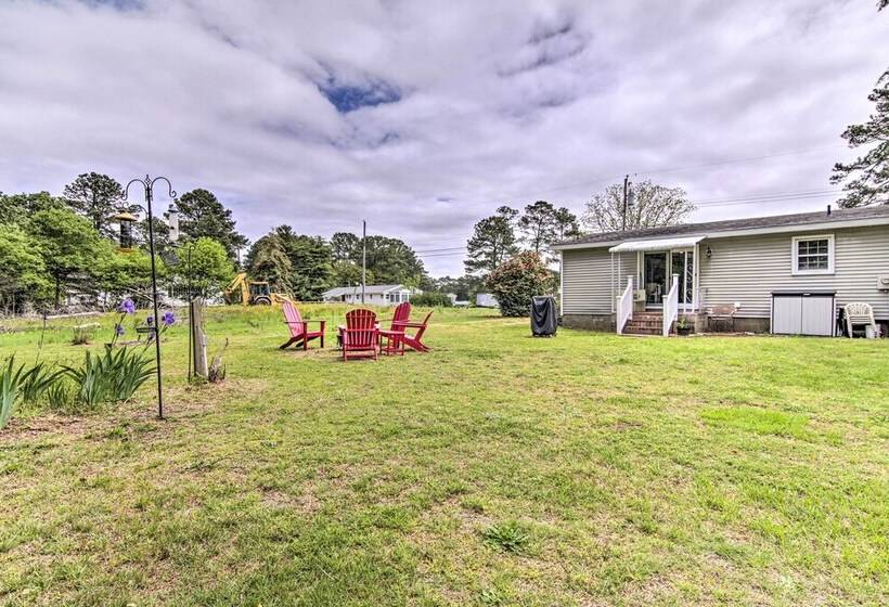 Home On Chesapeake Bay: Large Yard, Fire Pit