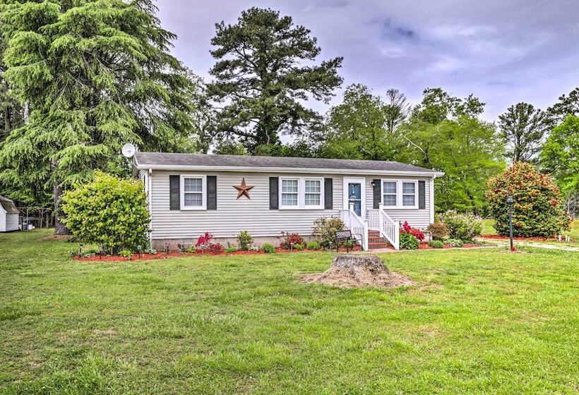 Home On Chesapeake Bay: Large Yard, Fire Pit