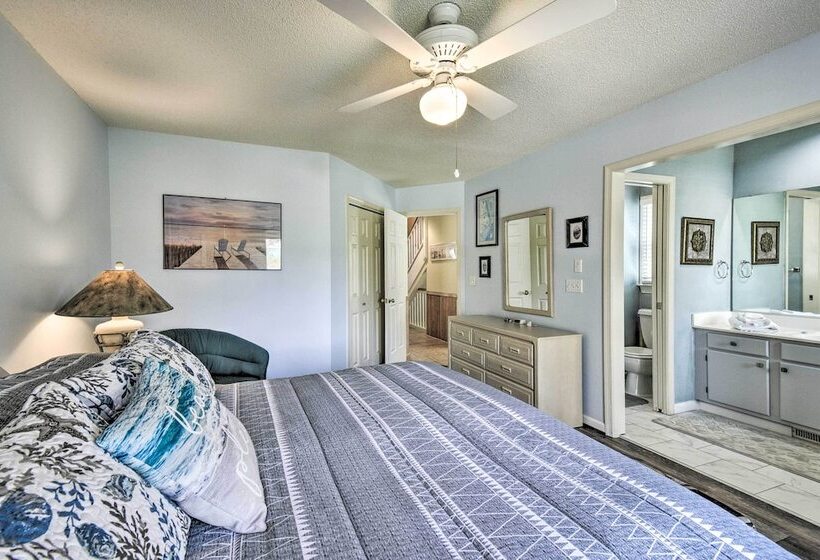 Home W/ Deck In Corolla Light: Walk To Beach!