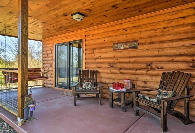 2 Mi To Lake Hamilton: Hot Springs Cabin Rental!