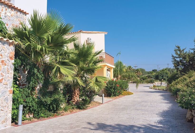 فندق Achilleas Beach