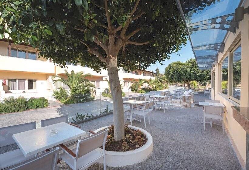 فندق Achilleas Beach