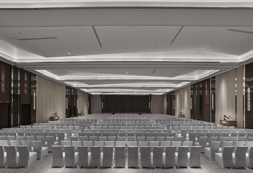 ホテル Doubletree By Hilton Cangnan