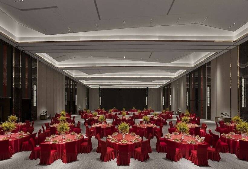 ホテル Doubletree By Hilton Cangnan