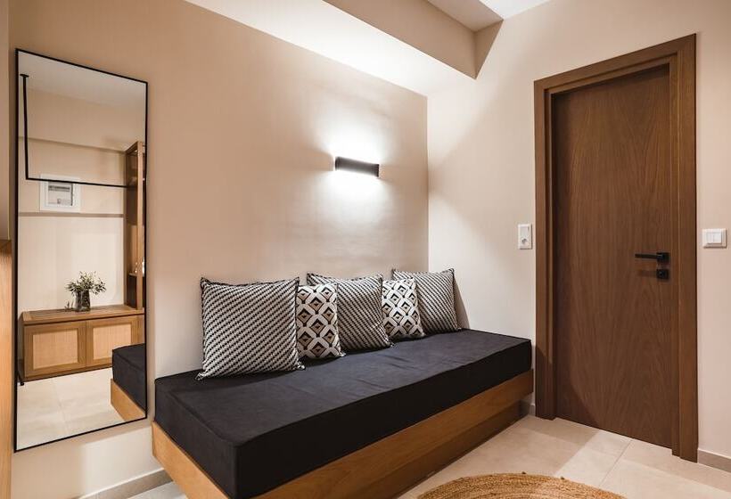 ホテル Elivia Boutique Suites