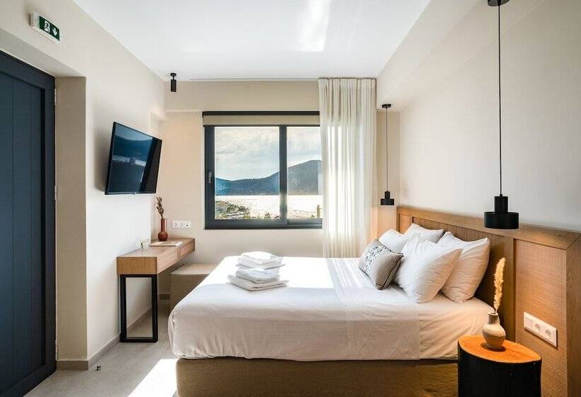 ホテル Elivia Boutique Suites