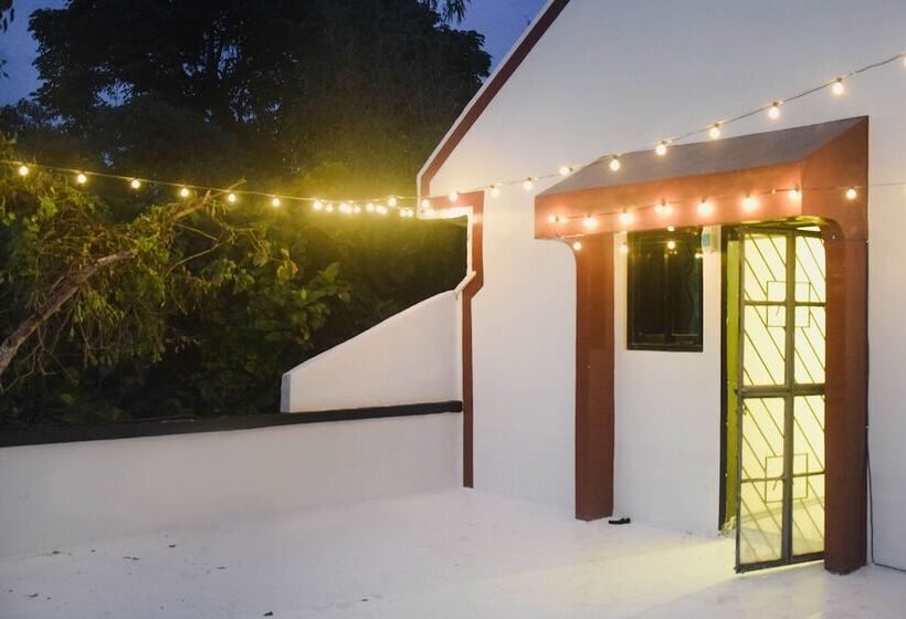 فندق Gabz'k Travellers Inn