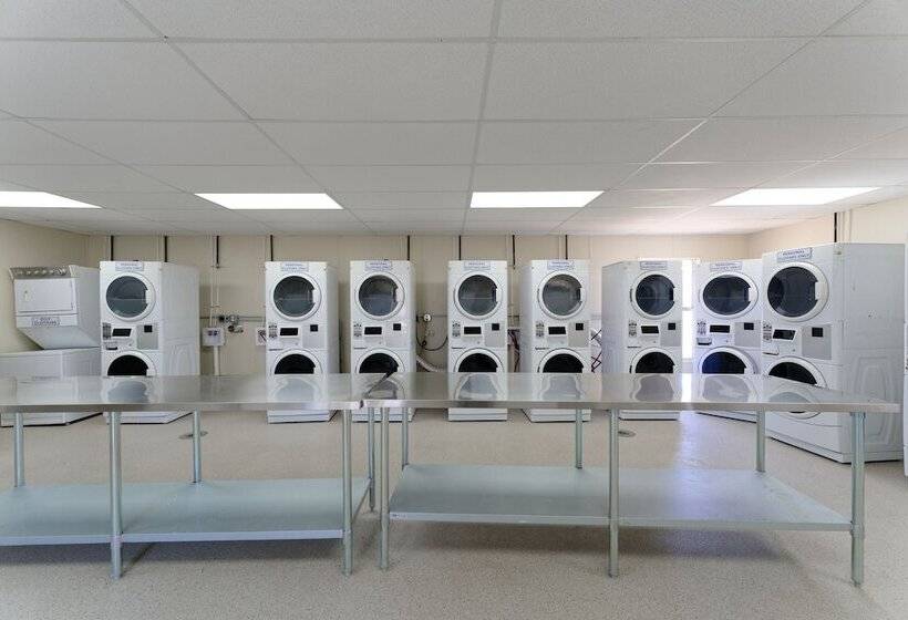 酒店 Target Hospitality   Big Spring Lodge