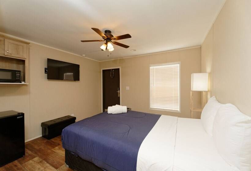 酒店 Target Hospitality   Big Spring Lodge