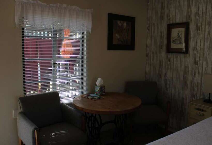 בית מלון כפרי The Bonnie Inn Unit 1