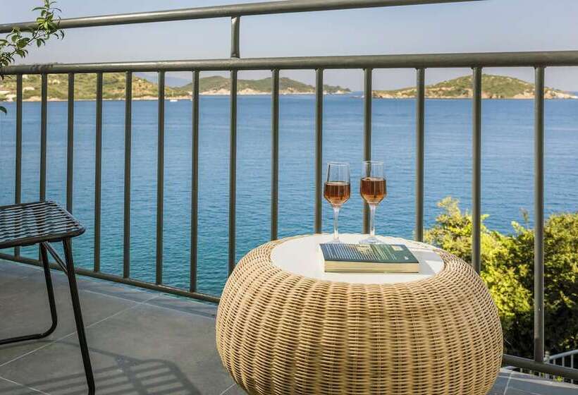 בית מלון כפרי The Rock