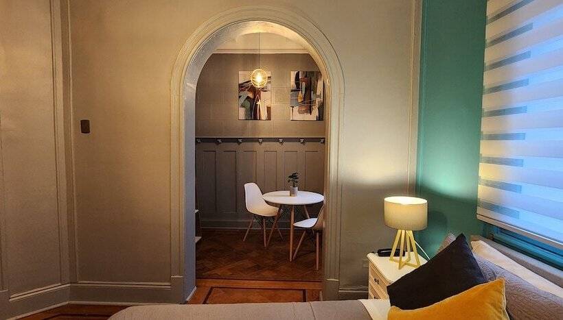 هتل Voila Londres