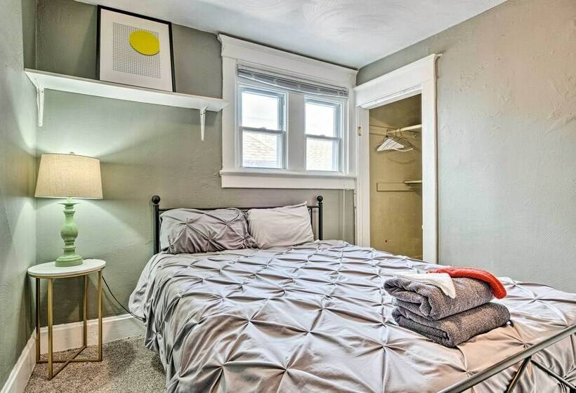 Indianapolis Vacation Home Near Garfield Park