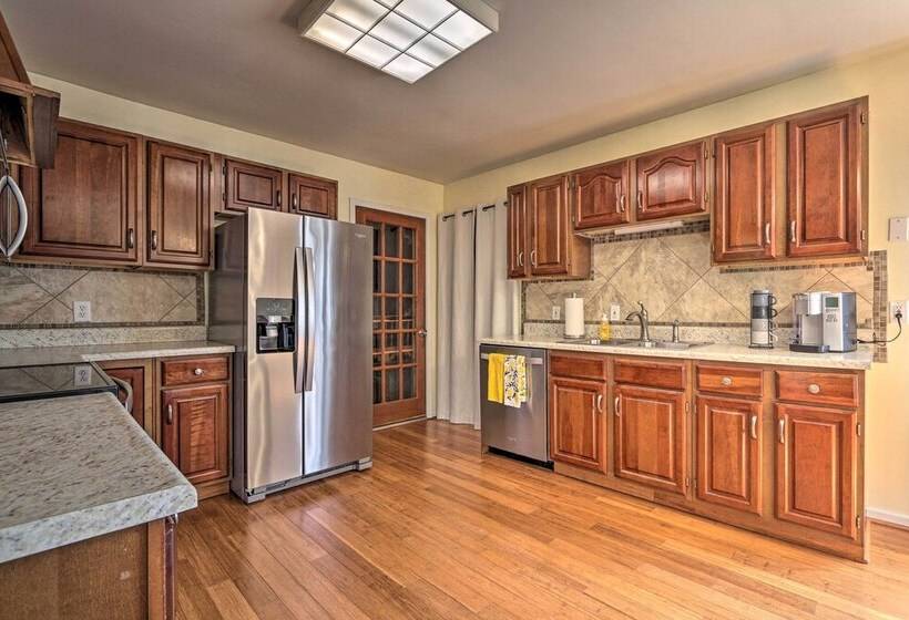 All Season Indian Lake Home W/ Covered Deck!