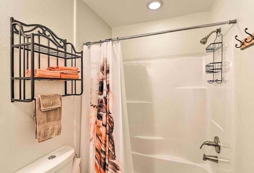 Just Lei N Low  Home   Walk To Crystal Beach