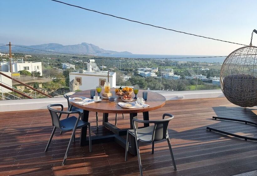 Kalathos Square Luxury Suites