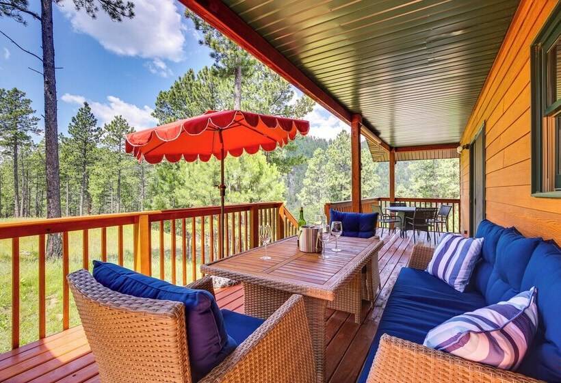 Keystone Escape W/ Amazing Mt Rushmore View!