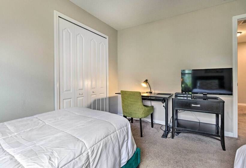 Grou Friendly Kissimmee Home: 7 Mi To Disney Parks