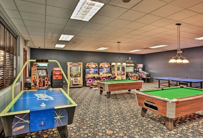 Grou Friendly Kissimmee Home: 7 Mi To Disney Parks