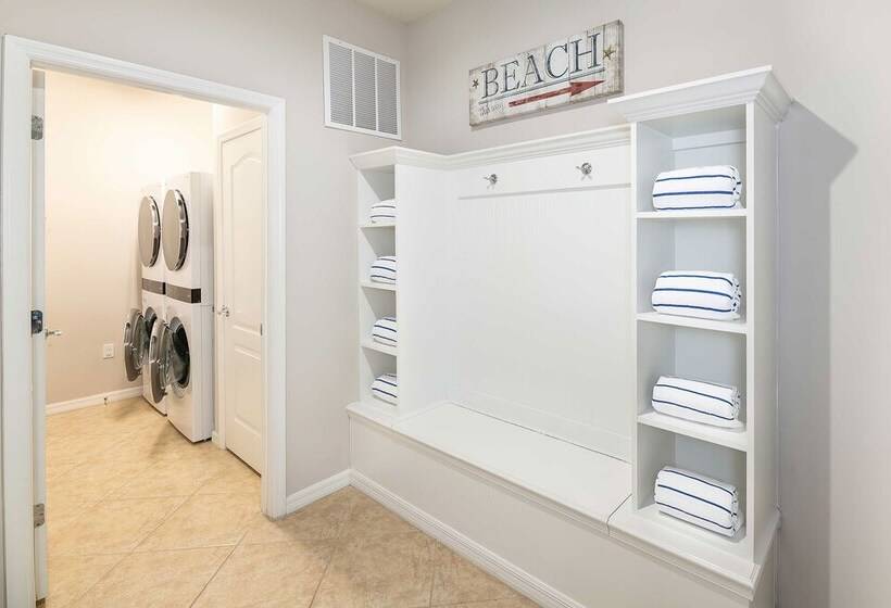 Kissimmee Retreat With Private Pool & Spa