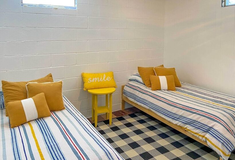 Walk To Beach: Lake Michigan Getaway!