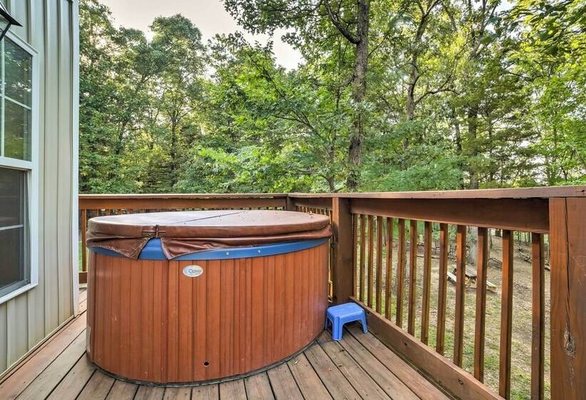 Lakefront Blue Eye Cottage W/ Hot Tub & Fire Pit!