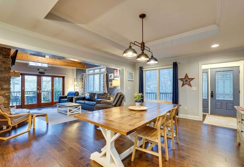 Lakefront Butler Home W/ Hot Tub & Fire Pit!