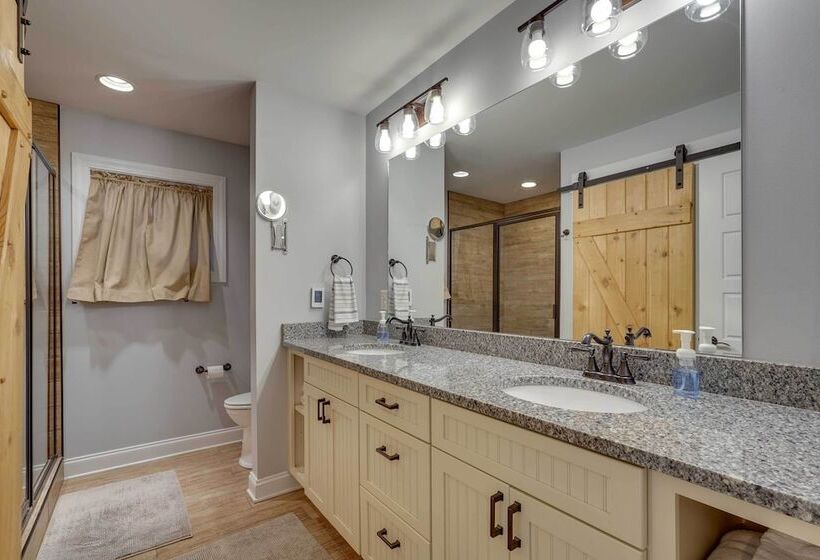 Lakefront Butler Home W/ Hot Tub & Fire Pit!