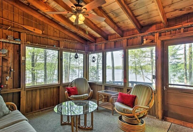 Lakefront Cumberland Cabin W/ Dock & Fire Pit!