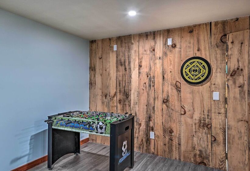 Lakefront Oneonta Estate W/ Fire Pit + Deck!