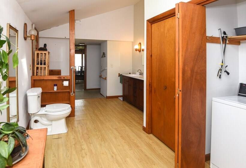 Life On The Lake With Private Dock & Fire Pit!