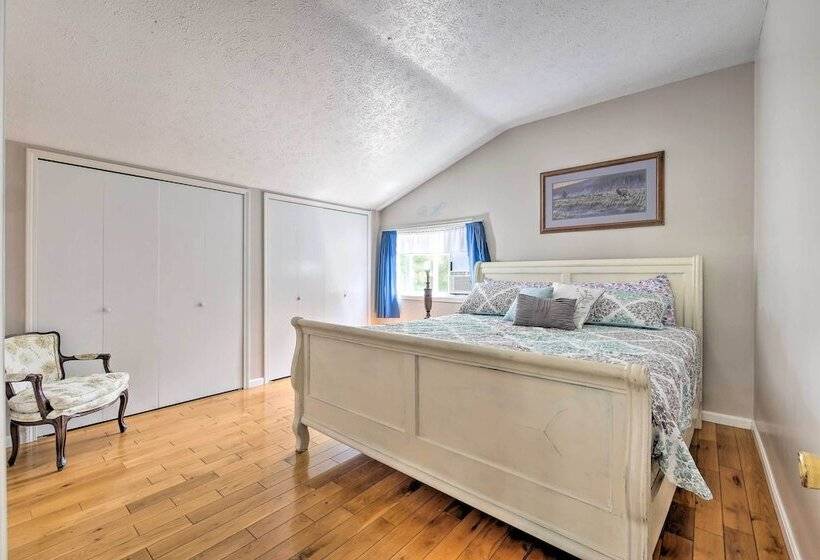 Loft Unplugged W/ Outdoor Space In Amish Country!