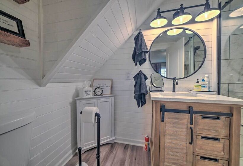 Lovely Pembroke Retreat W/ Beautiful Patio!