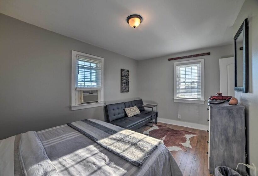 Lovely Pembroke Retreat W/ Beautiful Patio!