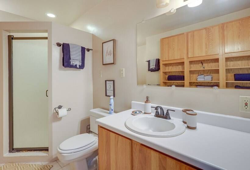 Grand Home W/ Hot Tub: 5 Mi To Angel Fire Resort!