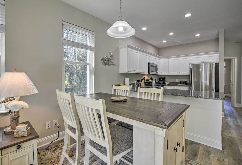 Modern Escape In The Heart Of Murrells Inlet