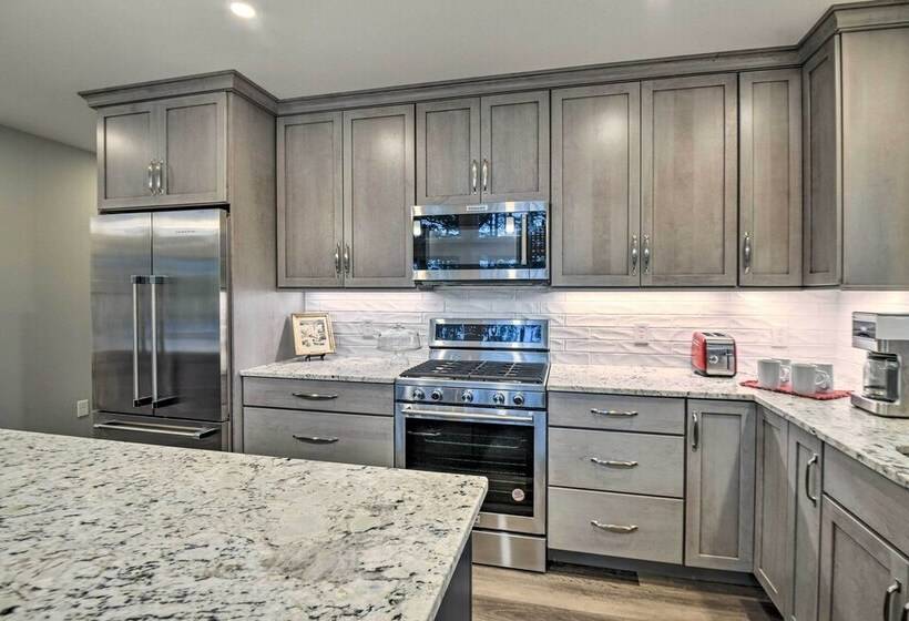 Modern Francestown Retreat On Scobie Pond!
