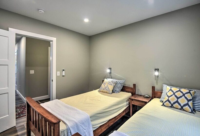 Modern Francestown Retreat On Scobie Pond!