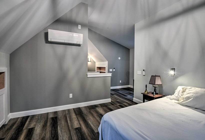 Modern Francestown Retreat On Scobie Pond!