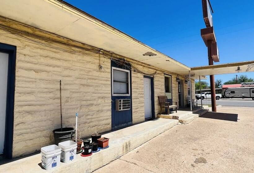 モーテル Budget Inn