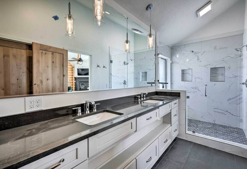 Luxe Mountain Cabin W/ Spa, 6 Mi To Park City!