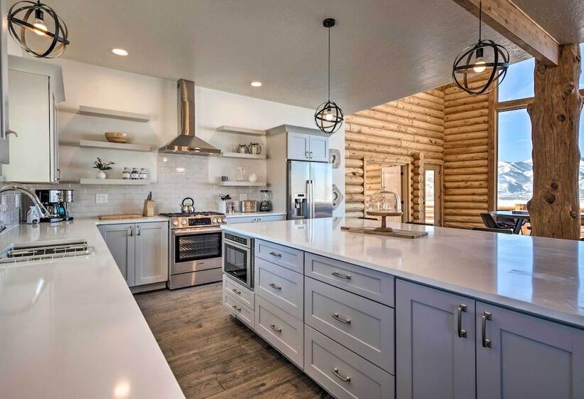 Luxe Mountain Cabin W/ Spa, 6 Mi To Park City!