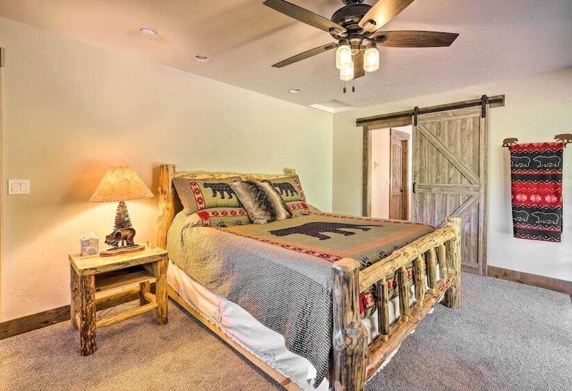 Newly Renovated Garden Valley Cabin W/hot Tub