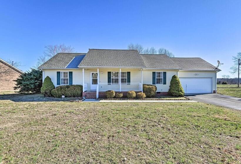 Normandy Home W/ Yard ~ 2 Mi To Lake