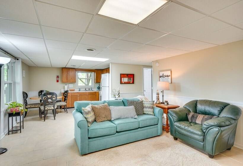 North Carolina Retreat   Deck, Grills & Lake Views