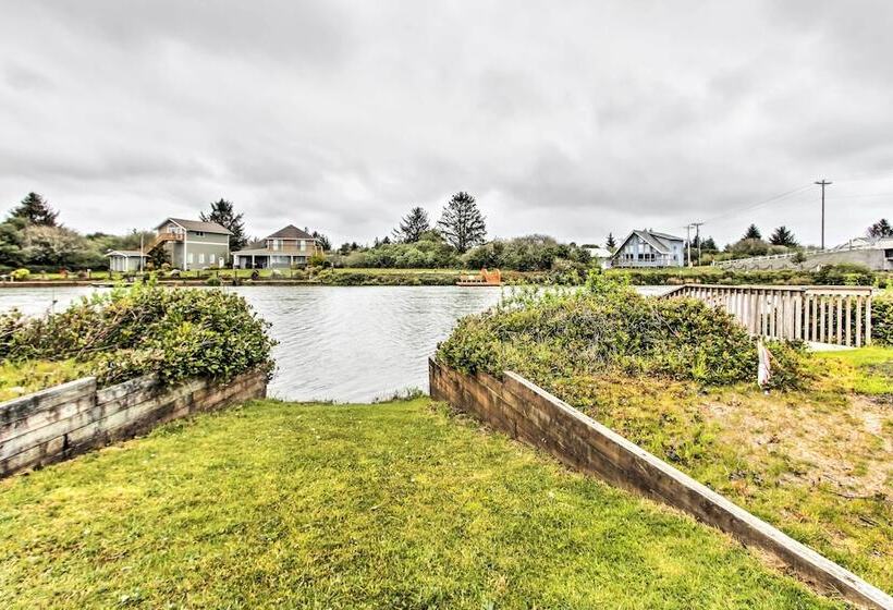 Ocean Shores House W/ Hot Tub   Walk To Beach